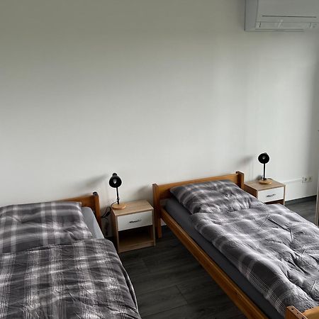 Bungalow Neuss Extérieur photo